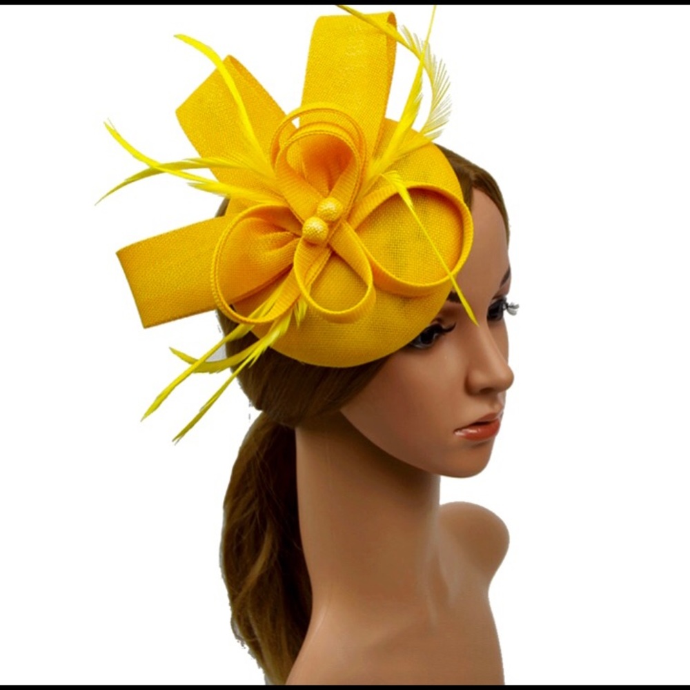 Beautiful Derby Fascinator